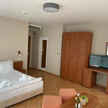 호텔 Eco Palace 3*