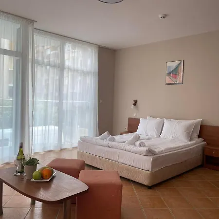 Eco Palace 3* بريمورسكو