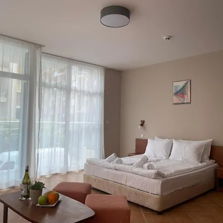 Eco Palace بريمورسكو